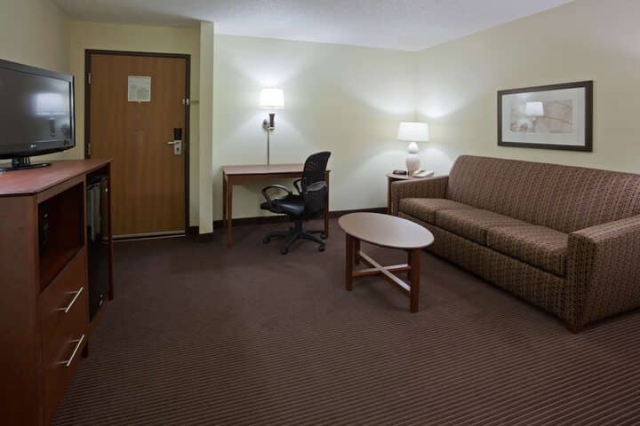 Room 13 of 29