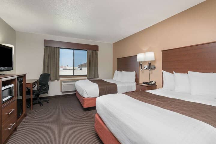 Room 11 of 29