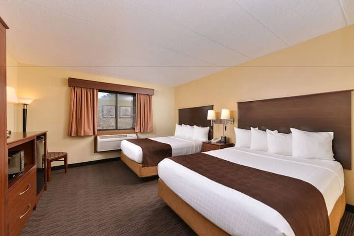 Room 8 of 29